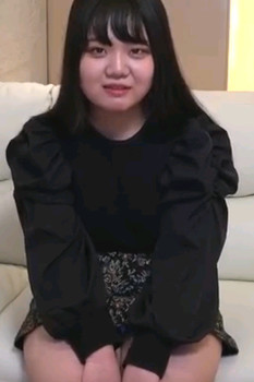 18岁可爱大奶小胖妹啪啪中出内射1616203