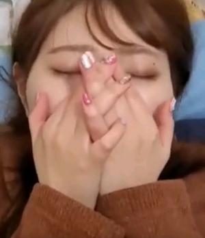清纯白肌少女部屋啪啪连续中出内射1648998