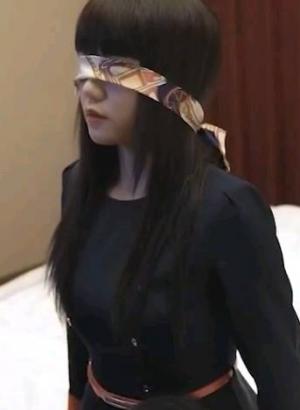MDX-0238-1 时间停止器之痴女空姐的逆袭-寻小小