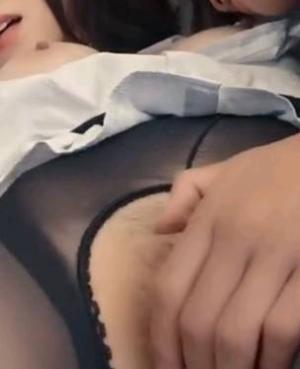 QQCM-017 《金牌销售的秘密》情趣用品试用员
