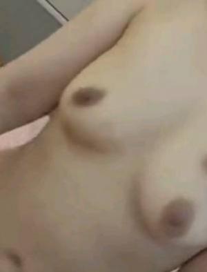 大奶素人娘啪啪中出内射2932190