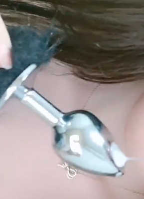 ❤️巨乳萝莉美少女：啊啊~好想要看你的鬼头~~嗯嗯好想被爸爸舔，从脚丫舔到阴道~~肛塞菊花、丝袜塞逼！