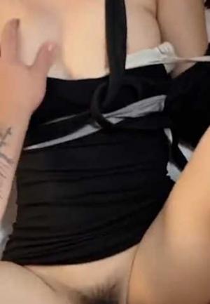 性感网袜美女小昭不开心喝闷酒找好友倾诉 醉酒后惨遭好友爆草