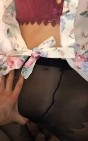 单身宿舍猛操性感黑丝小女友完美露脸