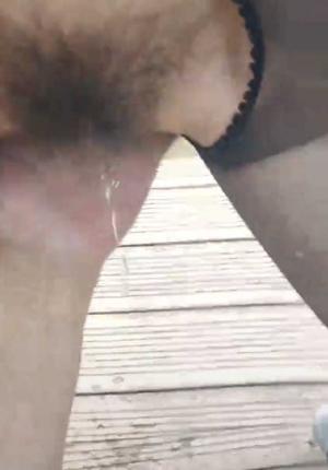 《大胸嫂子会喷水》 野战就要被人看到才刺激 被人偷偷视操的感觉太爽