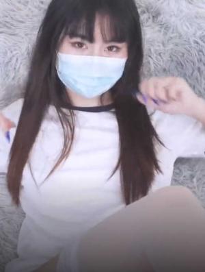 极品白虎网红小姐姐NANA 白丝的诱惑