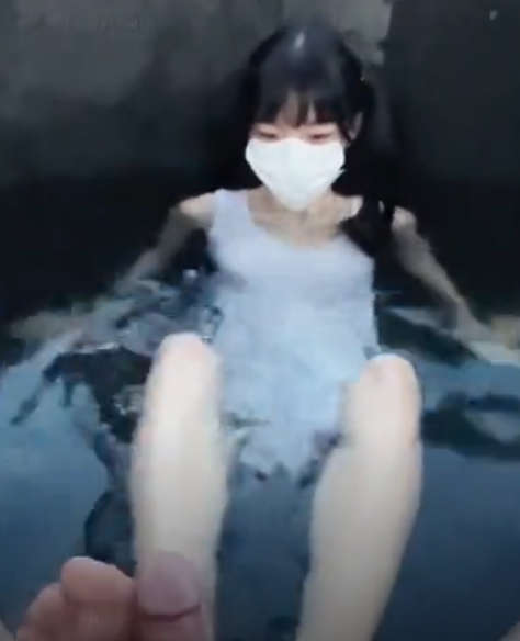米娜学姐  温泉激战侍奉金主爸爸 口交足交全自动嫩穴肏茎 后入蜜臀顶宫撞击榨汁劲射