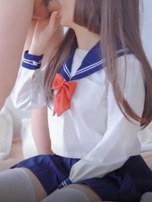 天花板级清纯白虎女神【米胡桃】白丝水手服纯情小可爱 梦中情人般的存在，粉嫩小穴无套爆肏内射