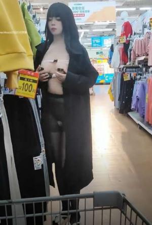 露脸 极品颜值小仙女 遥控跳蛋露出调教！大街超市商场景区各种人前露出！穷人操不到的女神 富人的玩物精盆！
