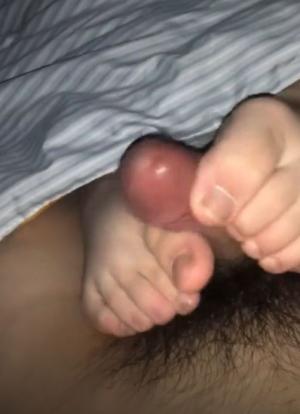 大一萌妹唐** 约炮体育生 跪舔足交 对白超有趣