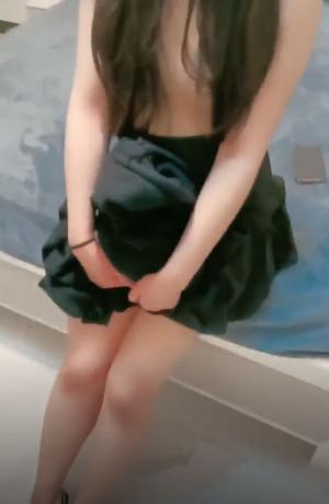剧情 学生妹卖掉处女身 非常青春极具妙感 紧致一线天裂缝嫩鲍 奶子都是粉的 夹得好紧内射浓汁