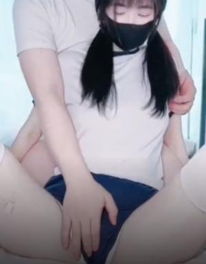 极品白虎美穴少女『ahegao』体育服诱惑阿嘿颜极限榨精，内射后事后口交清洁，紧致嫩穴紧紧包裹大肉棒2