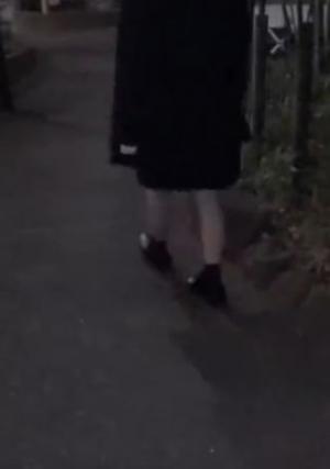 年轻的学生妹素人少女车内4p啪啪乱交 中出