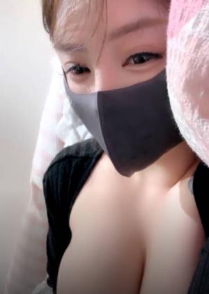 巨乳女神『炸土豆』顶级尤物性欲高涨1