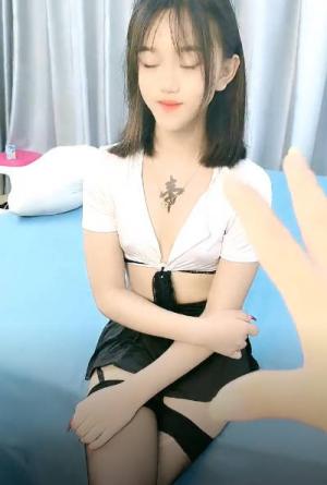 【小敏儿闺蜜群交】系列合集，多人群交，大尺度没下限，小太妹就是玩得开5