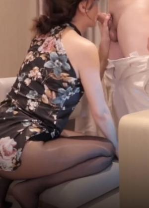 反差御姐【北野爱】旗袍小姐 茶艺师销售淫技 怪不得茶叶这么贵 18岁茶艺师为业绩被包养 骚穴被射满精液