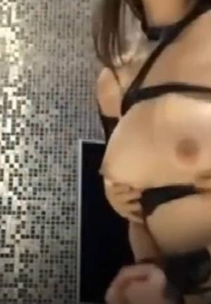 白到发光的大奶少妇 身高172人美奶大 叫声好听