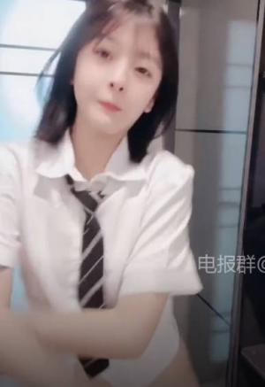 【源源baby】群P女神校花回归~漂亮妹妹3P被多男一直干到天亮 2