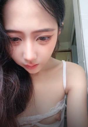 绝美校花纯欲母狗“菠萝吹吹”骚出天际合集 46 自慰