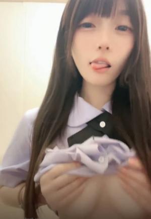 超美校花【萱萱喵吖】脸穴同框高潮脸 3