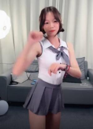 综艺【M8女团】情色版快乐大本营 2