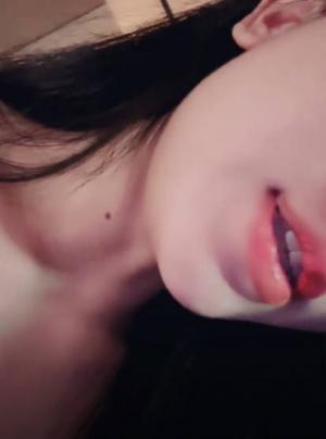 【池池】极品身材 大奶嫩穴 美腿美脚 道具自慰 1