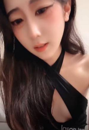 绝美校花纯欲母狗“菠萝吹吹”骚出天际合集 20