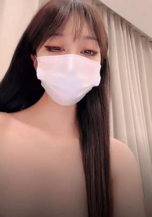 长腿女学生【金喜】身材爆赞~道具狂插自慰~ 4